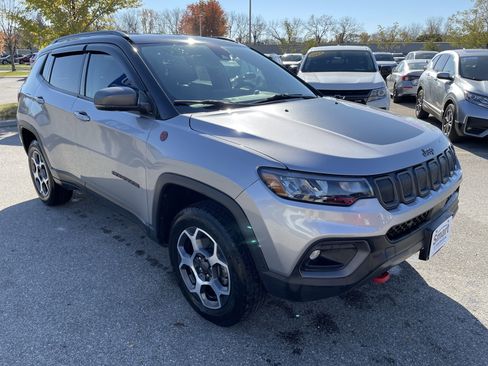 Used 2022 Jeep Compass Trailhawk w/ Trailer Tow Group image 3
