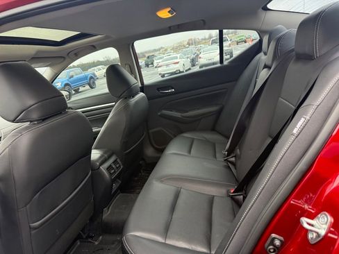 Used 2023 Nissan Sentra SV image 15