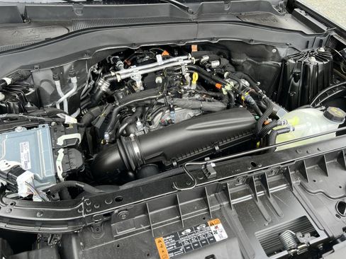 New 2026 Ford Explorer Active AWD/4WD image 28
