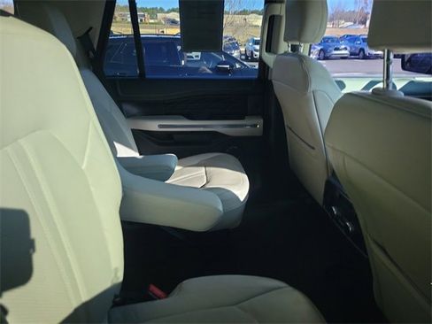 Used 2019 Ford Expedition Platinum image 9
