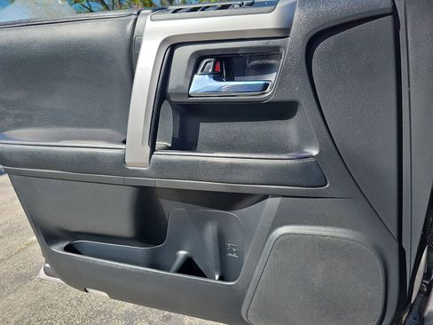 Used 2021 Toyota 4Runner SR5 image 30