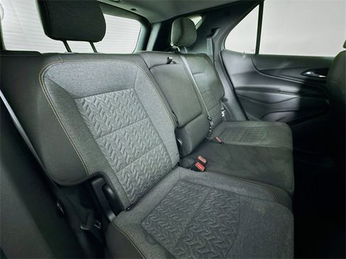 Used 2024 Chevrolet Equinox LT image 25