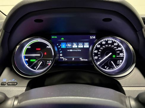Used 2019 Toyota Camry XLE FWD image 32