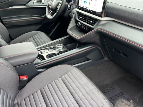 New 2026 Ford Explorer ST-Line w/ ST-Line Street Pack image 13