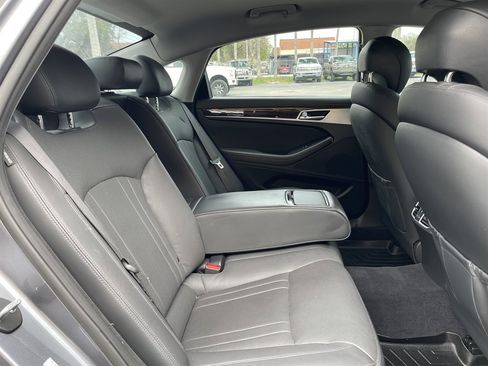 Used 2015 Hyundai Genesis 3.8 image 24