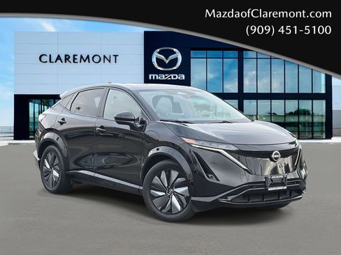 Used 2025 Nissan Ariya AWD image 1