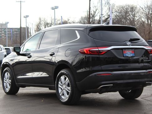 Used 2019 Buick Enclave Essence image 5