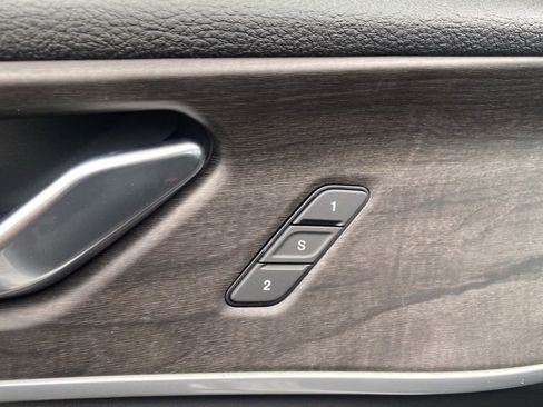 New 2025 Jeep Grand Cherokee Limited image 14