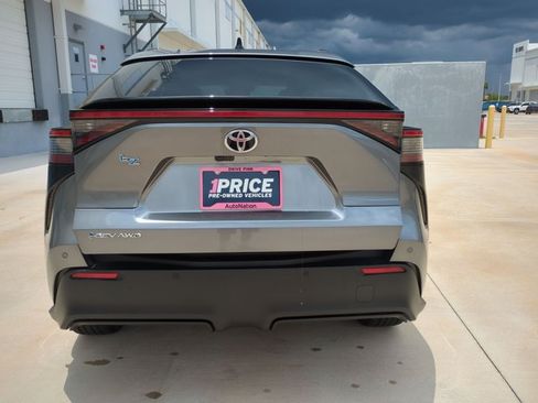 Used 2026 Toyota bZ AWD/4WD image 7