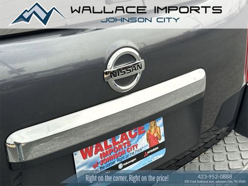 Used 2011 Nissan Pathfinder SV w/ Protection Pkg image 10