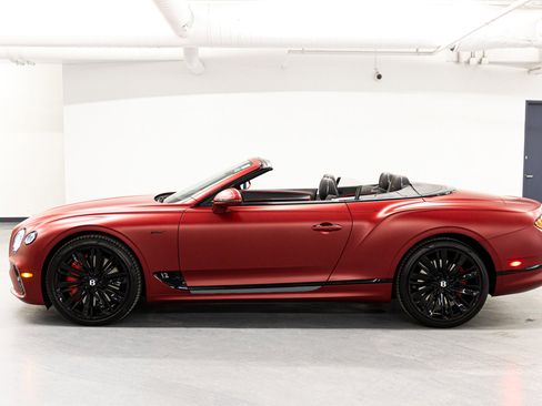 Used 2024 Bentley Continental GT Speed image 45