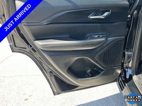 Used 2024 Jeep Grand Cherokee Altitude AWD/4WD image 19