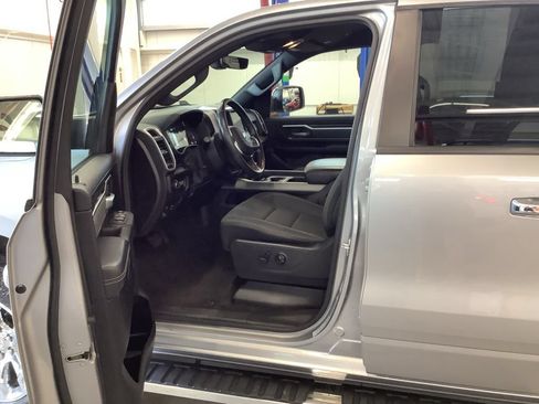 Used 2019 RAM 1500 Big Horn AWD/4WD image 12