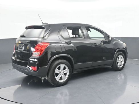 Used 2020 Chevrolet Trax LS image 6