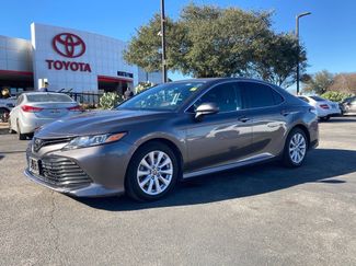 Used 2020 Toyota Camry LE video 1