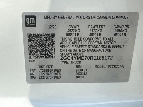 Used 2024 Chevrolet Silverado 2500 Custom w/ Custom Convenience Package image 13