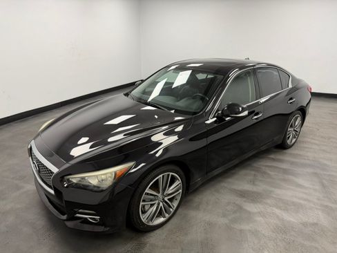 Used 2014 INFINITI Q50 AWD w/ Navigation Package image 3