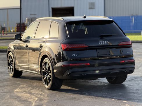 Used 2023 Audi Q7 3.0T Prestige w/ Prestige Package AWD/4WD image 17