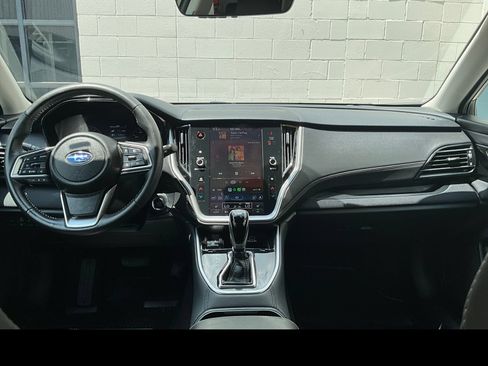 Used 2025 Subaru Outback Premium w/ Popular Package #1A AWD/4WD image 4