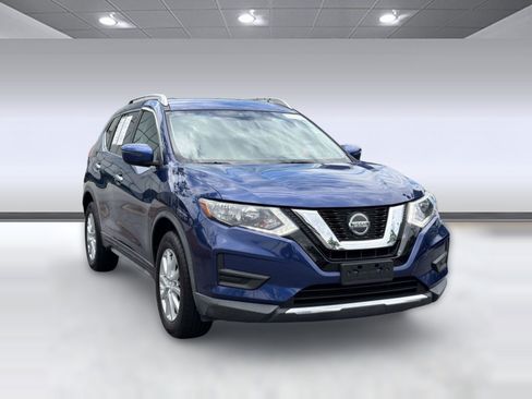Used 2018 Nissan Rogue SV AWD/4WD image 7