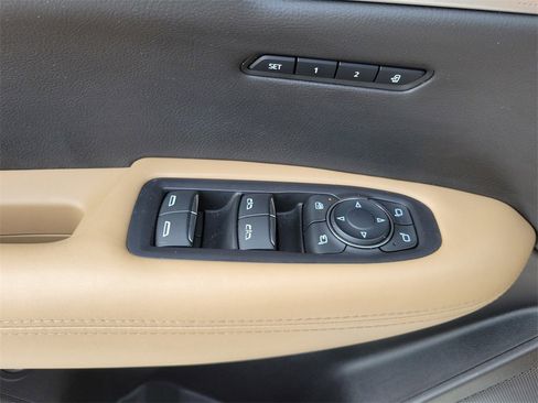 Used 2023 Cadillac XT6 Premium Luxury w/ Platinum Package image 25