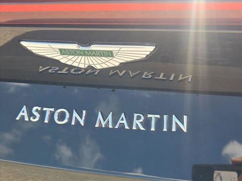 Used 2019 Aston Martin V8 Vantage Coupe RWD image 24