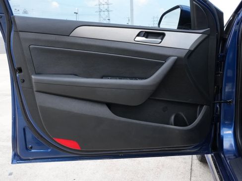 Used 2018 Hyundai Sonata Sport image 17