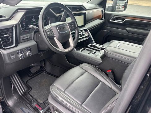 Certified 2024 GMC Sierra 2500 Denali w/ Denali Reserve Package image 9