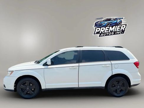 Used 2012 Dodge Journey SXT w/ Flexible Seating Group FWD image 3