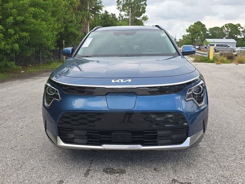 New 2026 Kia Niro Wind FWD image 3