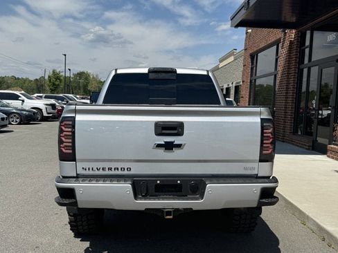 Used 2017 Chevrolet Silverado 1500 LTZ Z71 w/ Redline Edition image 5