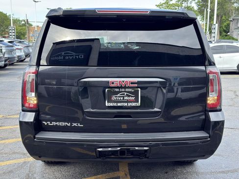 Used 2020 GMC Yukon XL SLT AWD/4WD image 10