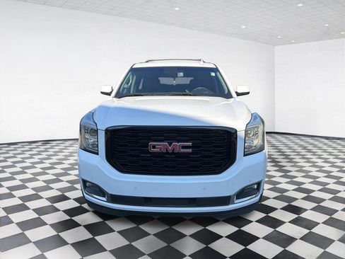 Used 2019 GMC Yukon XL Denali w/ Open Road Package AWD/4WD image 2