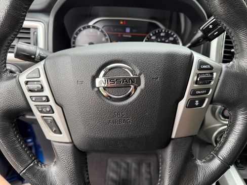 Used 2021 Nissan Titan SV w/ SV Convenience Package AWD/4WD image 20
