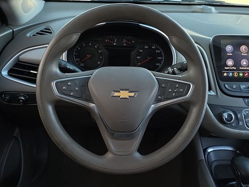 Used 2022 Chevrolet Malibu LT image 13