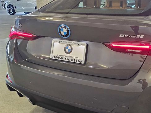 Used 2023 BMW i4 eDrive35 w/ Premium Package RWD image 7