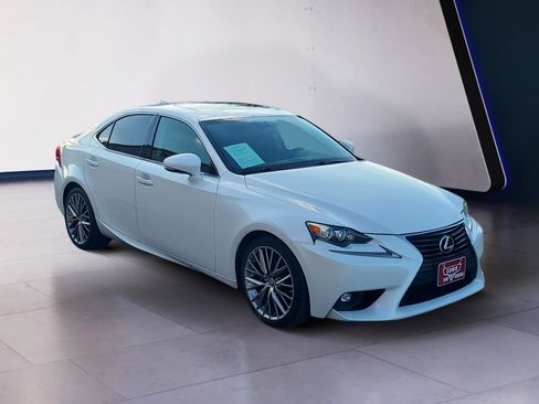 Used 2015 Lexus IS 250 w/ Premium Package RWD image 7