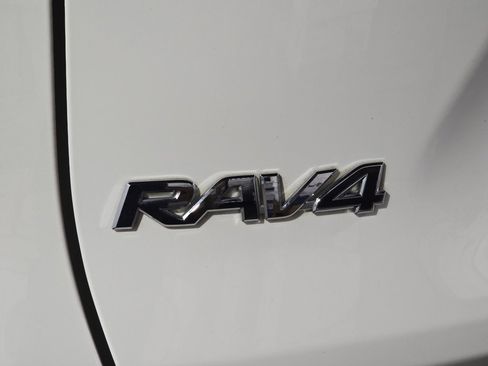 Used 2024 Toyota RAV4 XLE image 11