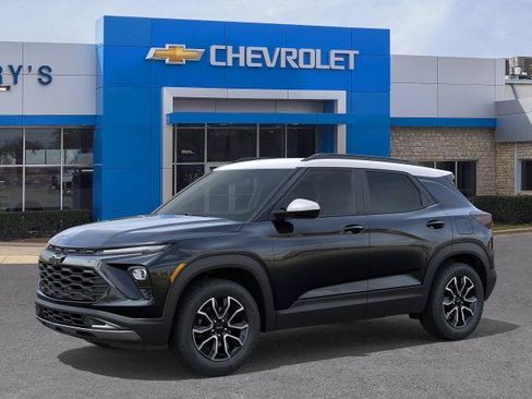 New 2026 Chevrolet TrailBlazer ACTIV w/ Convenience Package FWD image 2