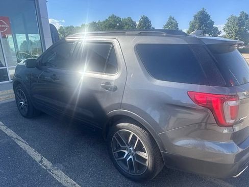 Used 2016 Ford Explorer Sport w/ Equipment Group 401A AWD/4WD image 2