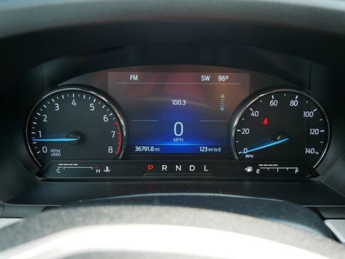 Used 2022 Ford Explorer XLT AWD/4WD image 21