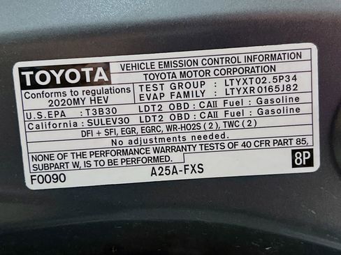 Used 2020 Toyota Highlander XLE image 22