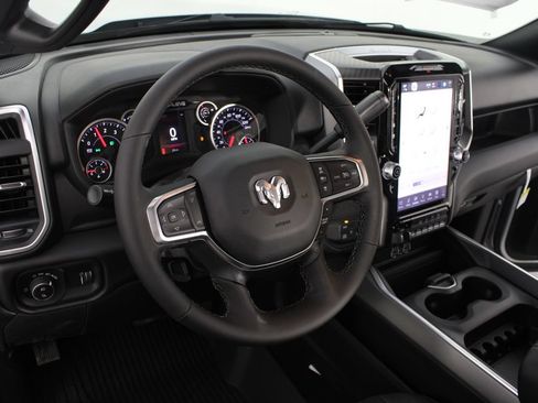 New 2026 RAM 2500 Big Horn AWD/4WD image 9