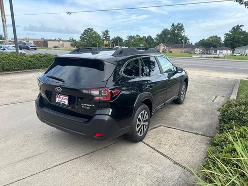 Certified 2025 Subaru Outback Premium AWD/4WD image 7