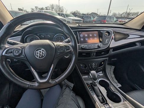 Used 2018 Buick Envision Essence image 10