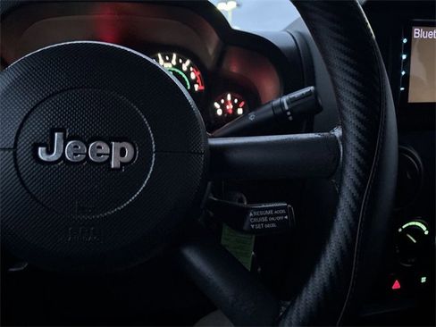 Used 2007 Jeep Wrangler X image 29