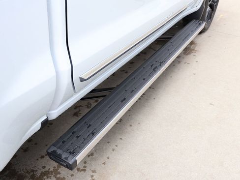 New 2026 Chevrolet Silverado 1500 High Country AWD/4WD image 39
