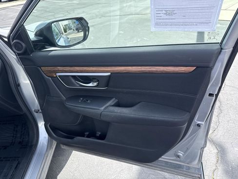 Used 2017 Honda CR-V EX image 30