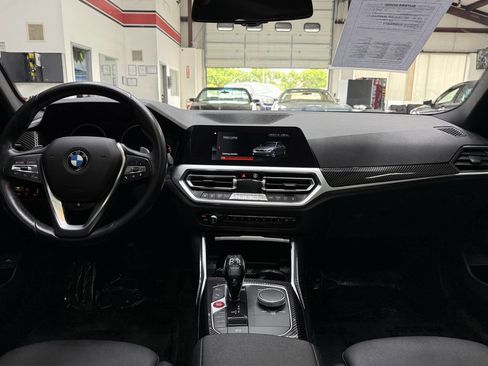 Used 2020 BMW 330i xDrive Sedan w/ Driving Assistance Package AWD/4WD image 19