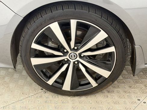 Used 2021 Nissan Altima 2.5 SR AWD/4WD image 11